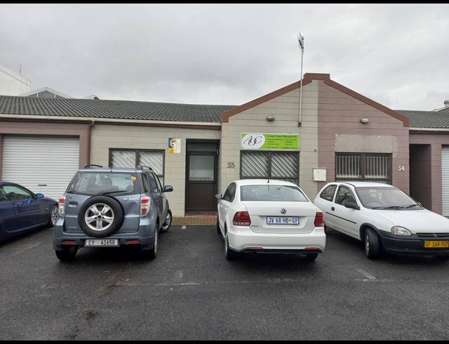 46M² WAREHOUSE TO LET IN NDABENI